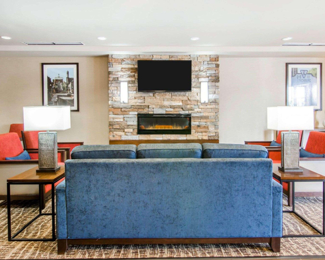 Public Area 2, Comfort Inn & Suites Lynchburg Area, Campbell