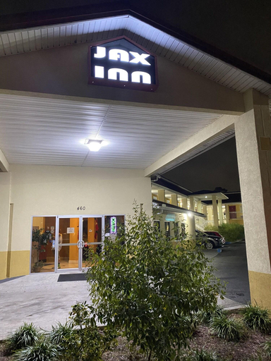 Exterior & Views 2, Jax Inn, Duval