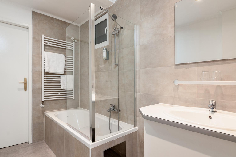 Bathroom 4, Zentral, Wiener Neustadt