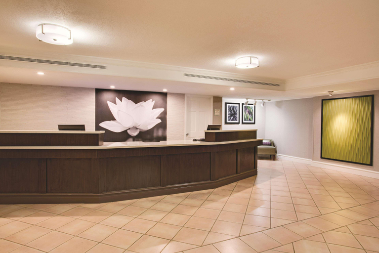 Public Area 2, Days Inn by Wyndham Gainesville University I-75, Alachua