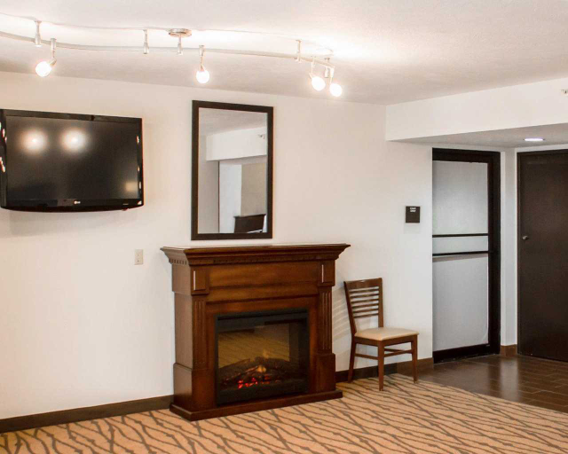 Public Area 3, Sleep Inn & Suites Columbus, NE, Platte