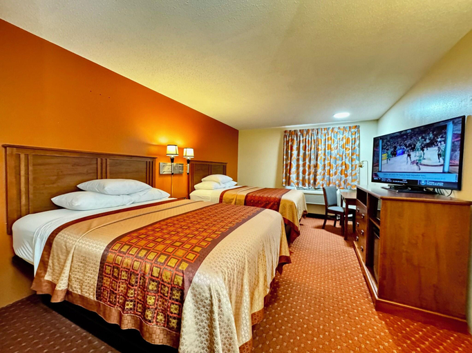 Bedroom, Sibley Inn Hotel, Osceola