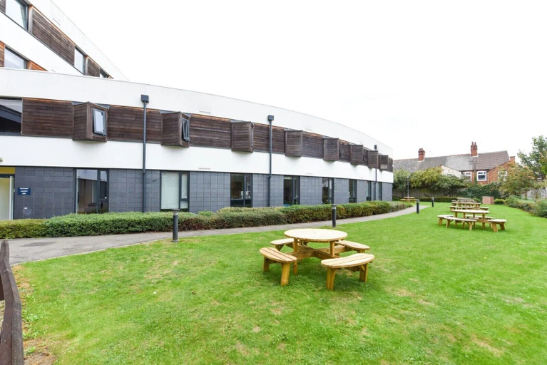Exterior & Views 2, Chic Studios at The Summit - Campus Accommodation, Leicester