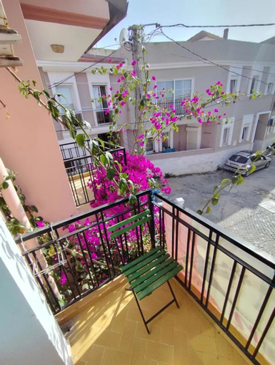 Others 4, Yeşim Pansiyon, Çeşme