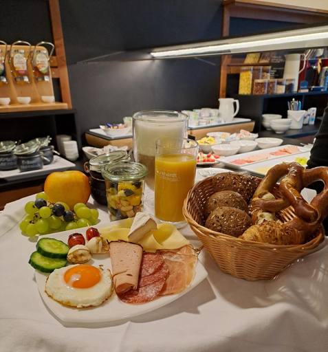 Others 5, Hotel & Apart4you, Erding