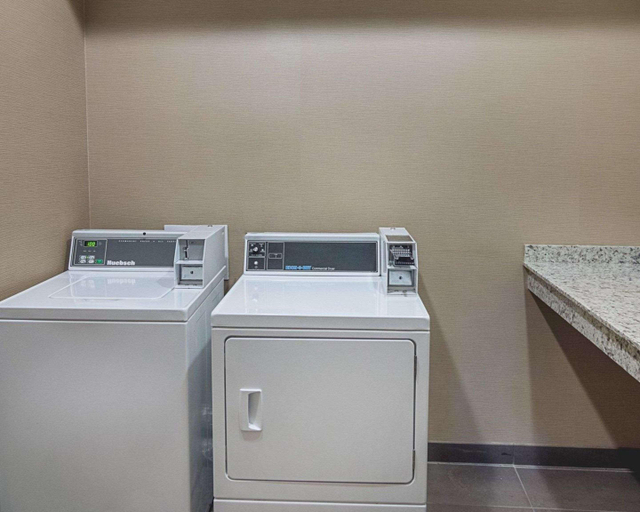 Bathroom 4, Comfort Inn Midland South I-20, Midland