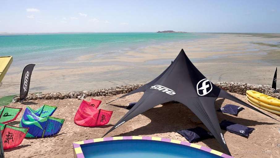 Sports and Entertainment 2, Dakhla Pk25