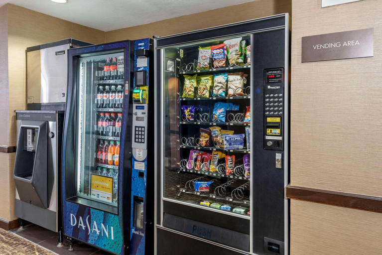 Food & Drinks 5, Comfort Inn Lafayette I-65, Tippecanoe