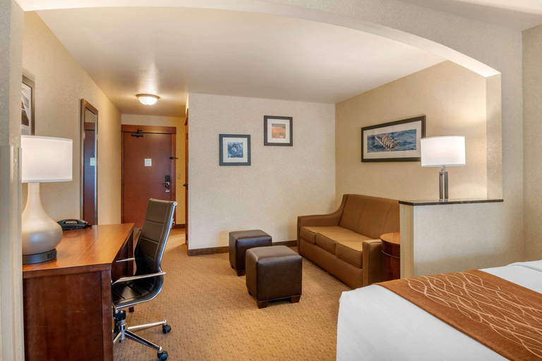 Public Area 2, Comfort Inn & Suites Lincoln City, Lincoln