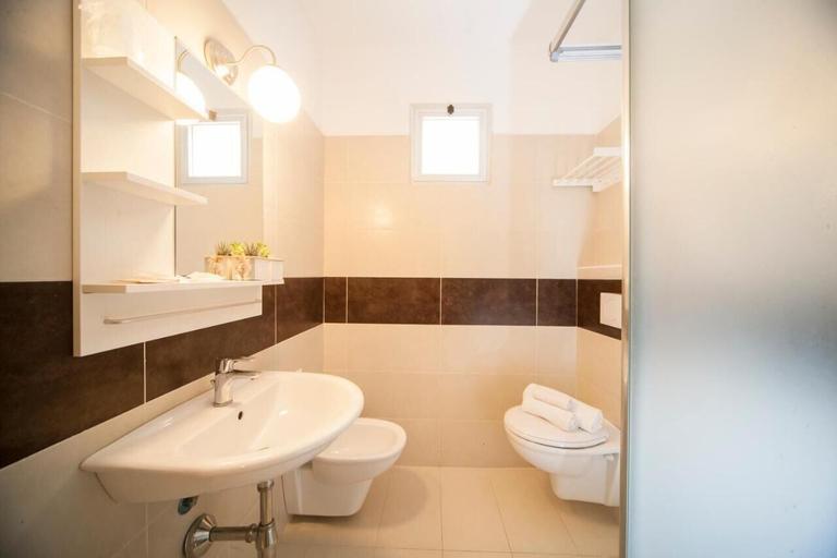 Bathroom 5, Hotel Adria Mare, Rimini