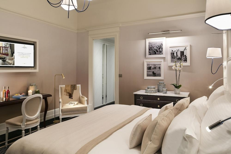 Bedroom 3, Hotel Barriere L'Hermitage, Loire-Atlantique