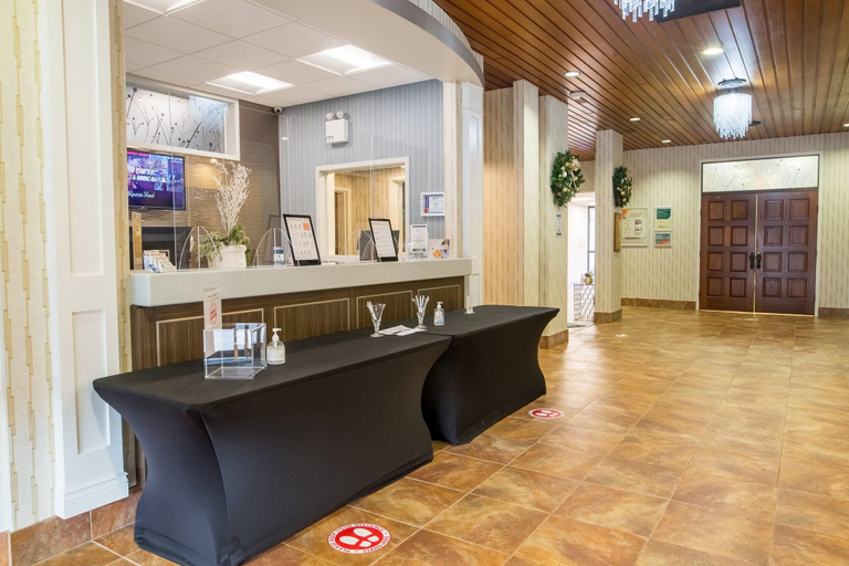 Public Area 2, Quality Inn on the Hill Charlottetown, Queens