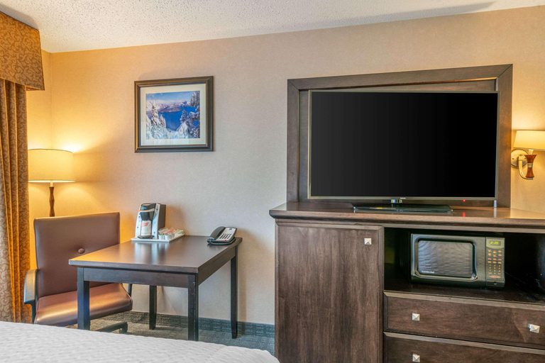 Bedroom 3, Clarion Pointe Medford, Jackson