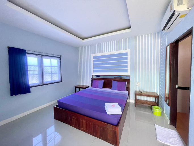 Bedroom 4, Navy Resort, Bang Lamung