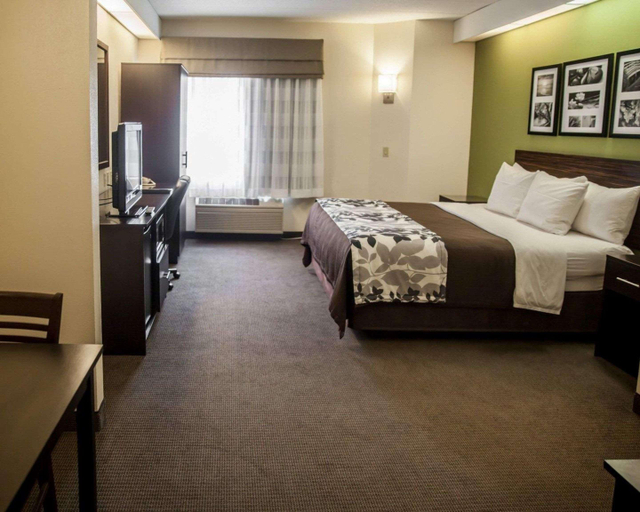 Bedroom 4, Sleep Inn & Suites Hagerstown, Washington