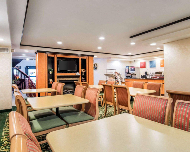 Food & Drinks 5, Quality Inn Ashland, Grafton