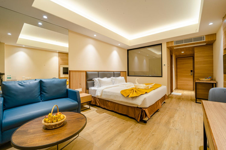 Bedroom 2, Hotel Palacio Regency, Alipurduar