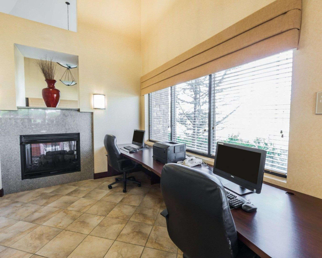 Public Area 2, Comfort Suites Kodak Sevierville, Sevier