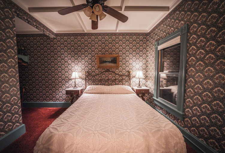 Others 5, St. Elmo Hotel, Ouray