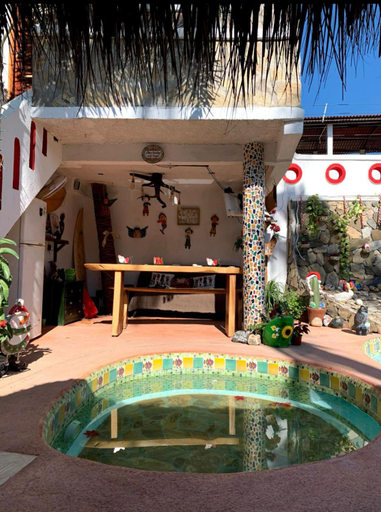Sport & Beauty, Casa Minutti, Dist. Pochutla