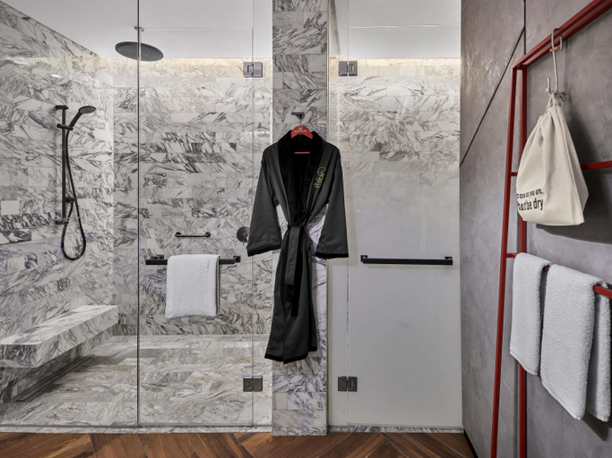 Bathroom 3