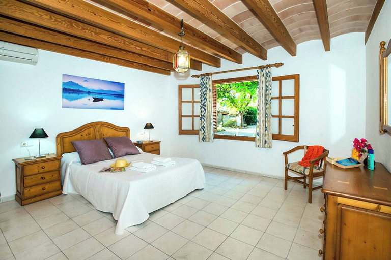 Others 2, Villa Tanca, Baleares