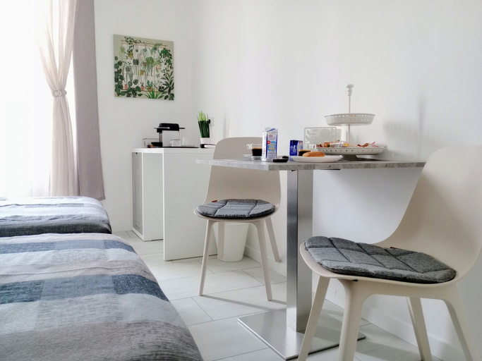 Bedroom 4, La Piazza, Ancona