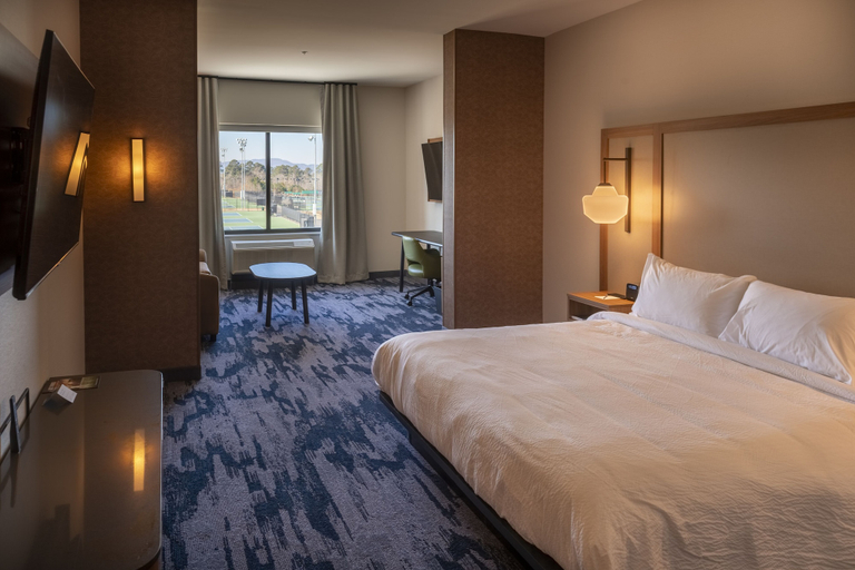 Bedroom 3, Fairfield Inn & Suites by Marriott Rome, Floyd