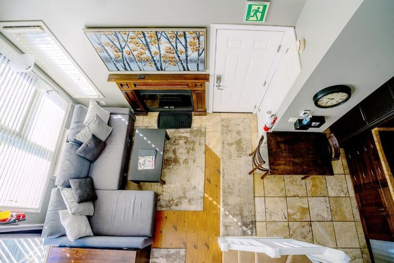 Others 3, Hillside BLUE MTN family Loft, Grey