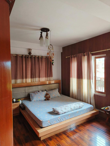 Others 5, Peakman Residence, Bagmati