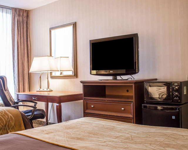 Bedroom 3, Comfort Inn Wethersfield - Hartford, Hartford
