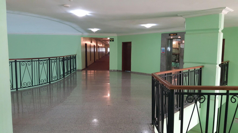 Public Area 3, Denis Hotel, AbujaMun