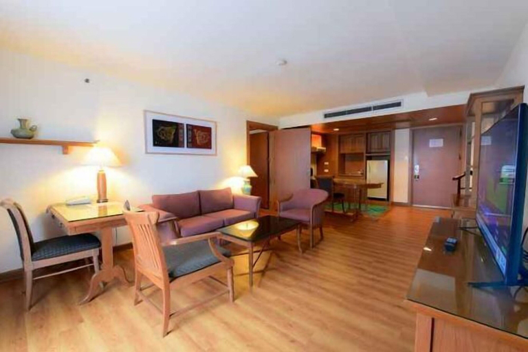 Dining Room 13