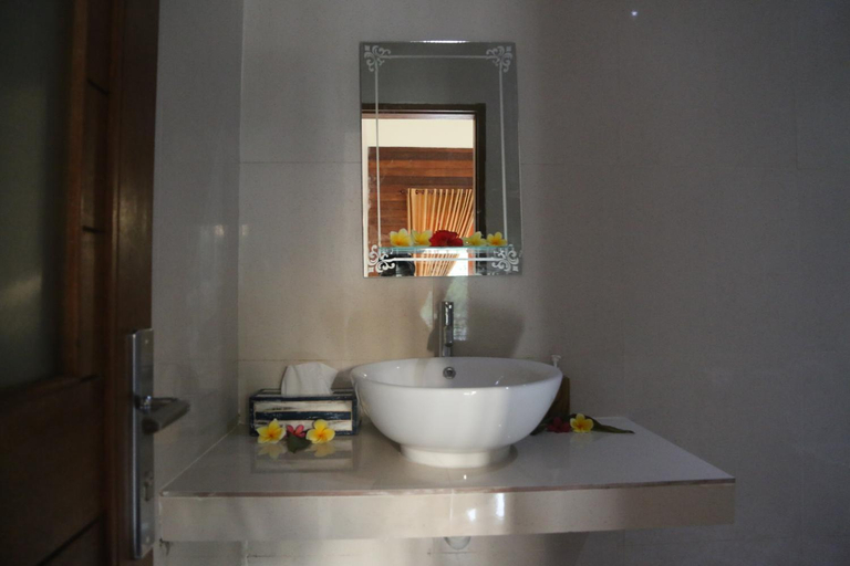 Bathroom 2, Karang Agartha Lembongan, Klungkung