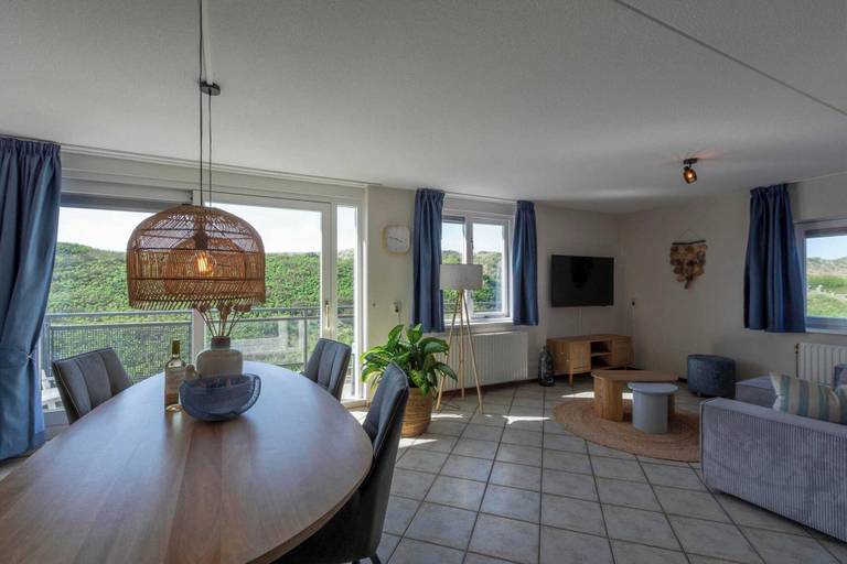 Dining 2, Apartment in Callantsoog With Dune Views, Zijpe