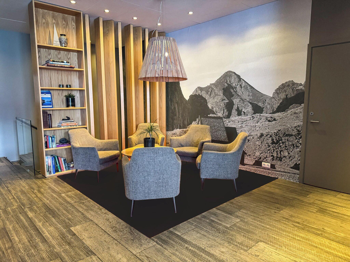 Public Area 2, Hotel Vestmannaeyjar, Vestmannaeyjar