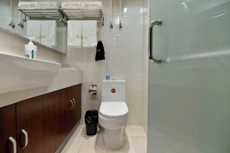 Bathroom 3, Taiyuan Live Service Apartment, Taiyuan