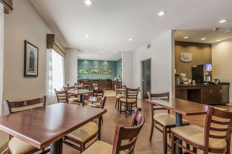 Food & Drinks 5, Sleep Inn & Suites Clintwood, Dickenson