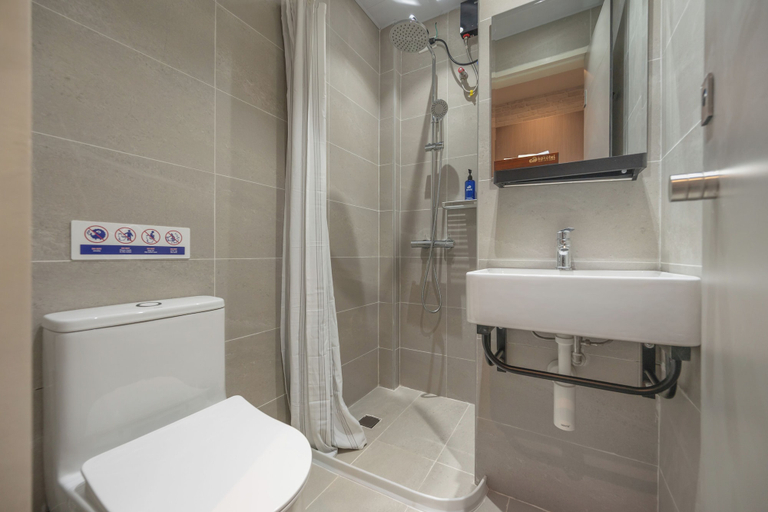 Bathroom 4, Kokotel Cebu Adira, Cebu City