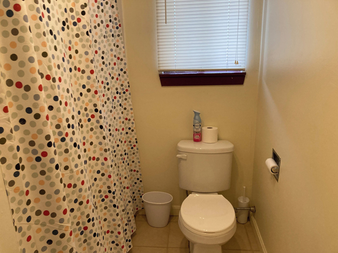 Bathroom, Condo, Carroll