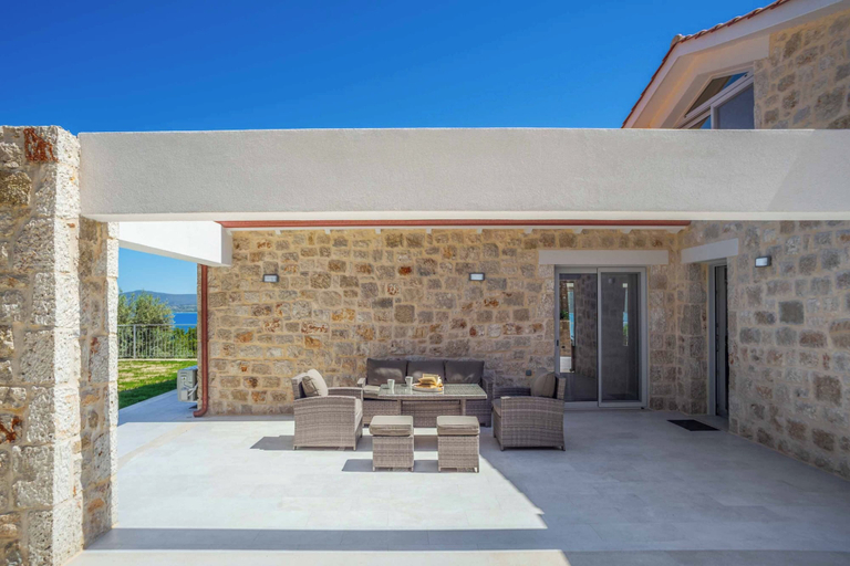 Others 3, Villa Erimeli, Ionian Islands
