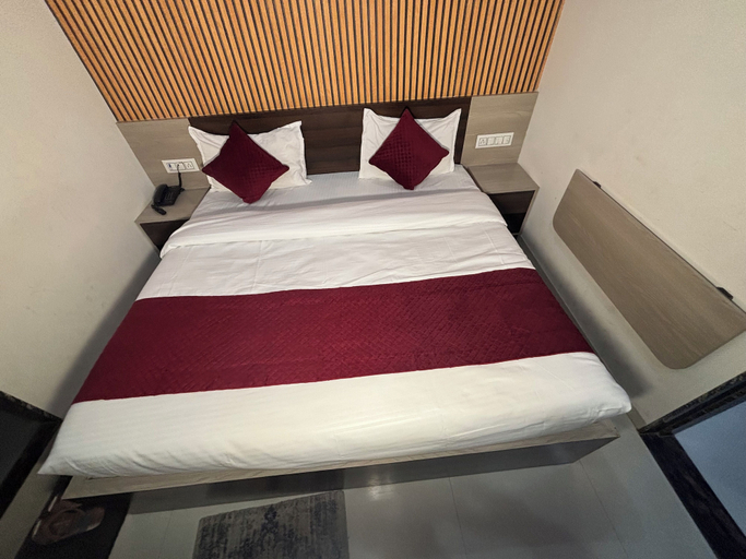 Bedroom 12