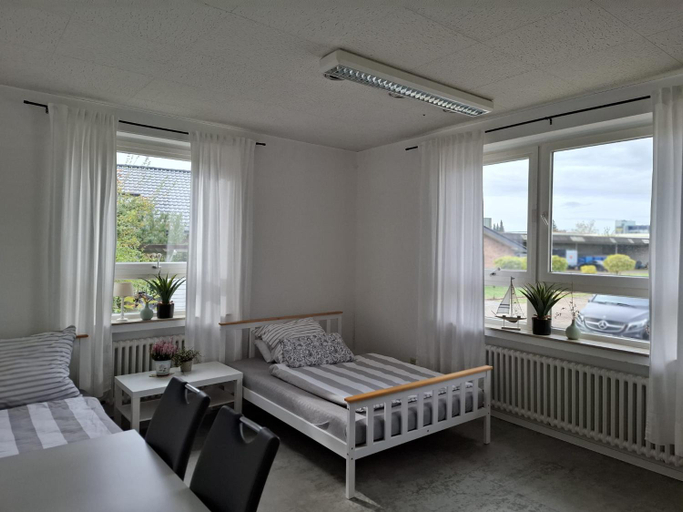 Others 3, Weser-Pension, Minden-Lübbecke