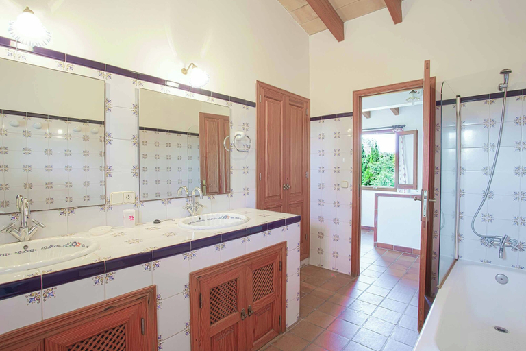 Bathroom 3, Villa Cifre, Baleares