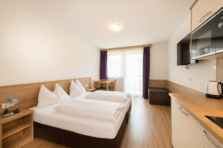 Bedroom 2, Hotel Egger, Sankt Johann im Pongau