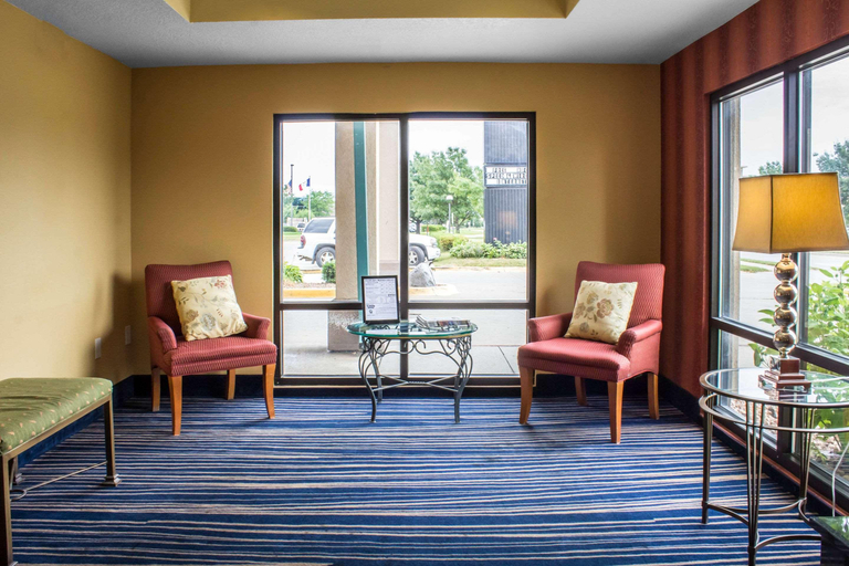 Public Area 2, Econo Lodge Ankeny - Des Moines, Polk