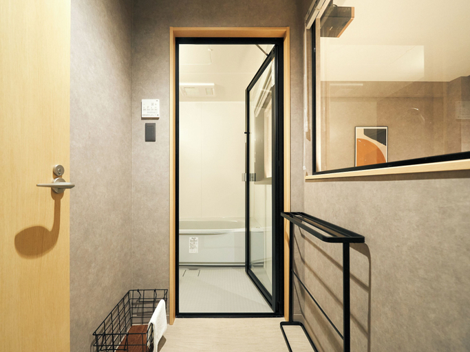 Others 5, LACER OKINAWA NAHA TOMARIPORT, Naha