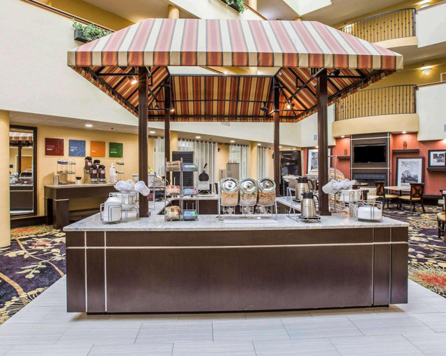 Food & Drinks 5, Comfort Suites Anderson-Clemson, Anderson