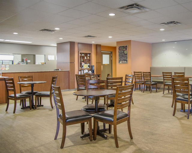 Food & Drinks 4, New Lodge Winnipeg, Division No. 11