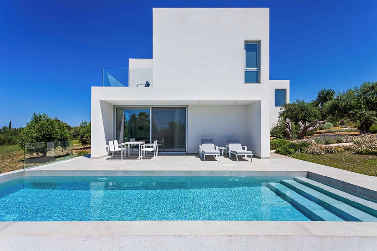 Others 4, Villa Kalypso III, Peloponnese